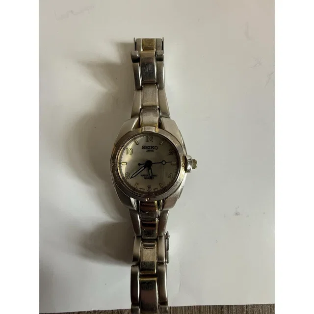 Seiko 7n89-5000 R1 Vintage Quartz Watch Silver Tone Japan Rare Retro in silver|gray from Poshmark