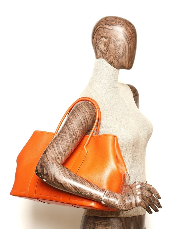 Hermès Garden Party 36 Bag in Caviar leather from A Retro Tale, photo 10 of 10