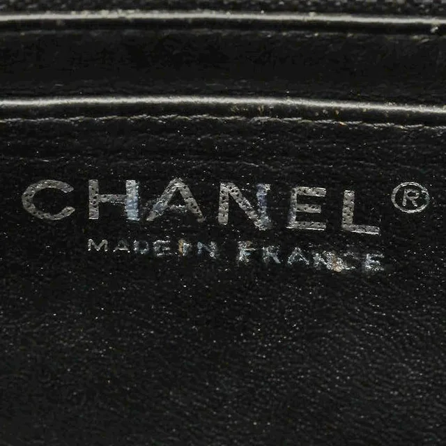 Chanel Medium Valentine Single Flap Bag in Leather from A Retro Tale, photo 7 of 9
