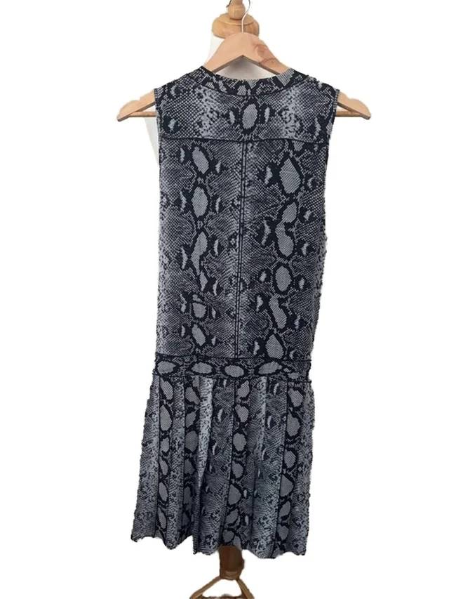 Proenza Schouler Women dress 100% silk multi-coloured Size: S in Multi-coloured Silk from Oxfam Online Shop, photo 2 of 2