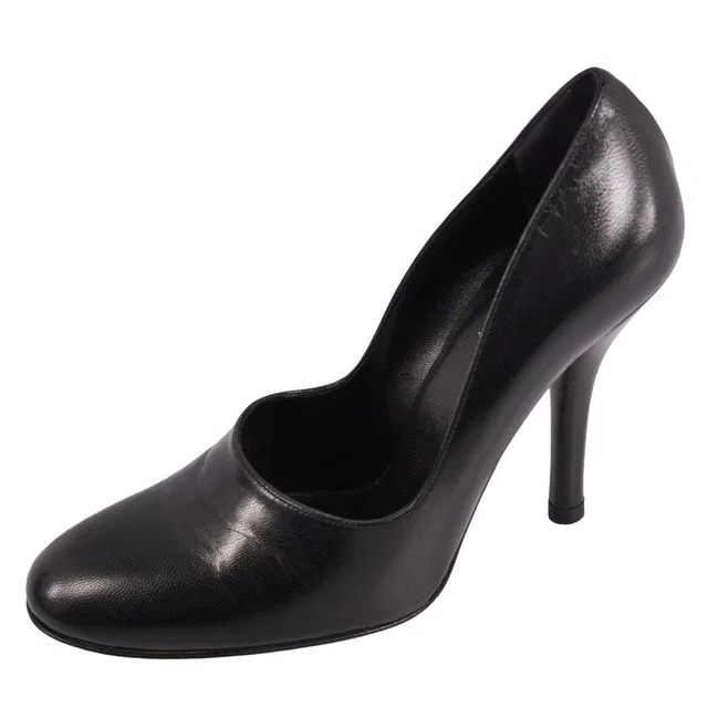 Gucci Pumps Leather Heels Shoes in Leather from The Reluxe