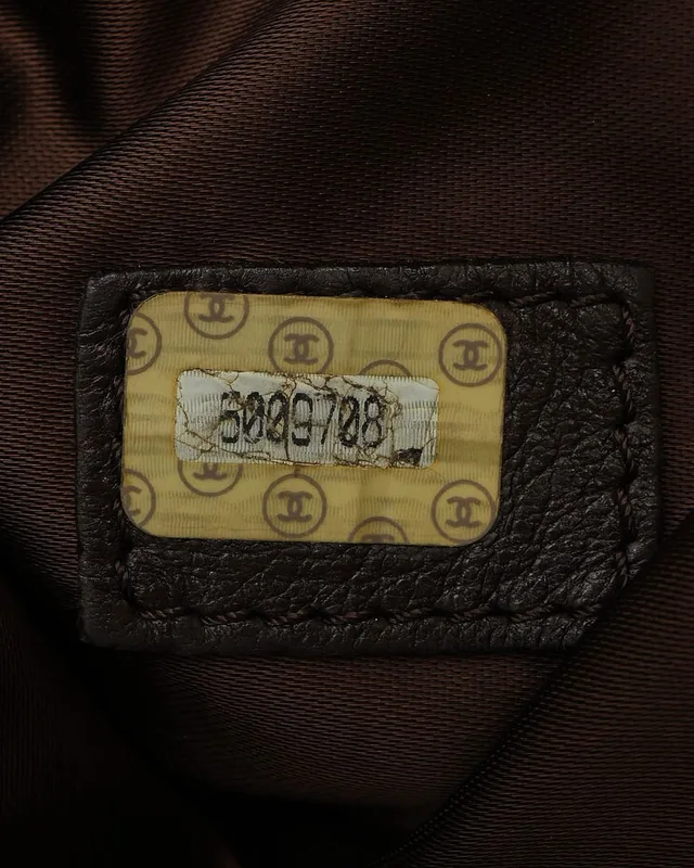 Chanel CC Suede Tote Bag in Suede from A Retro Tale, photo 7 of 11