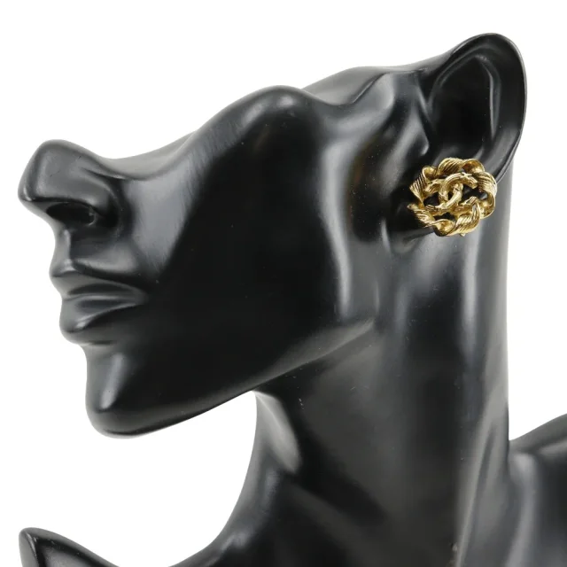 Chanel Round Coco Mark Earrings Vintage in Blue Gold-plated metal from LuxUness, photo 2 of 10