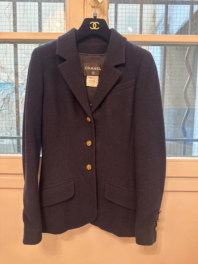 Chanel Navy tweed jacket in Navy Tweed from Luxury Promise