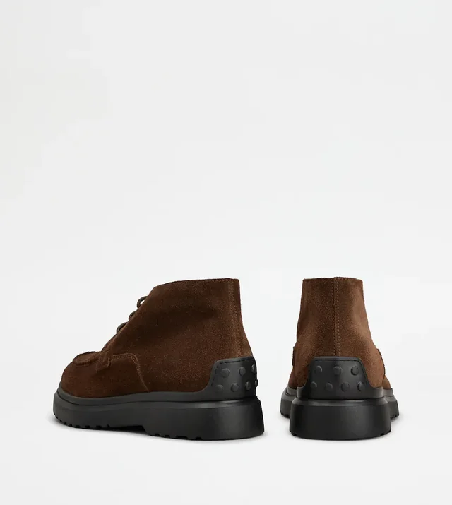 Tod's desert boots in suede, photo 2 of 4 from SENSER