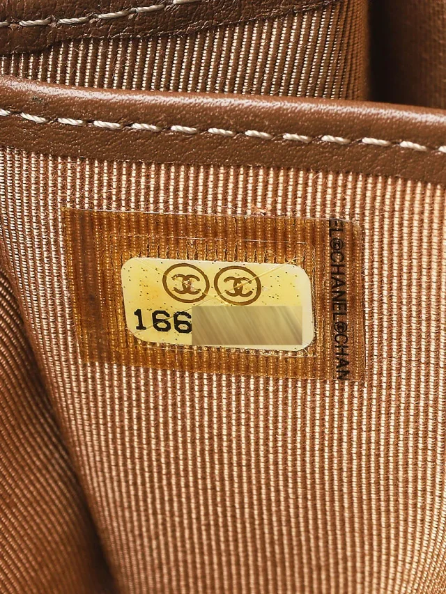 Chanel Bronze Calfskin Quilted Leather L-Gusset Zip Wallet in Calfskin from Yoogis, photo 11 of 11