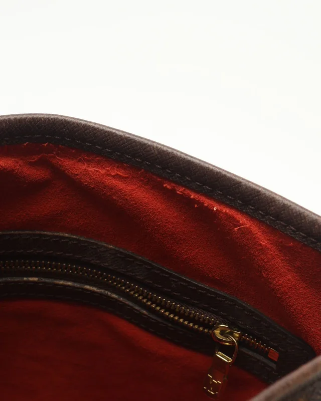 Louis Vuitton Damier Ebene Marais Bucket Bag in Brown Canvas from A Retro Tale, photo 6 of 9