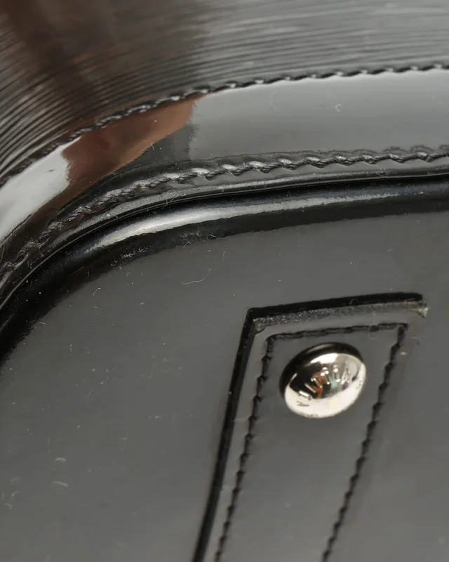 Louis Vuitton Alma BB Electric Bag in Leather from A Retro Tale, photo 8 of 13