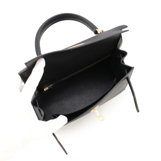 Hermès Kelly Sellier Black Epsom Size 25 in Black Epsom leather from GALLERY RARE, photo 5 of 10