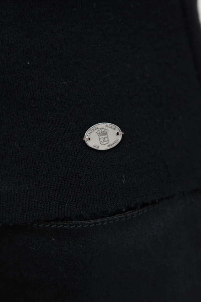 Chanel Fall 2007 Wool Top in Wool from VSP Consignment, photo 2 of 2