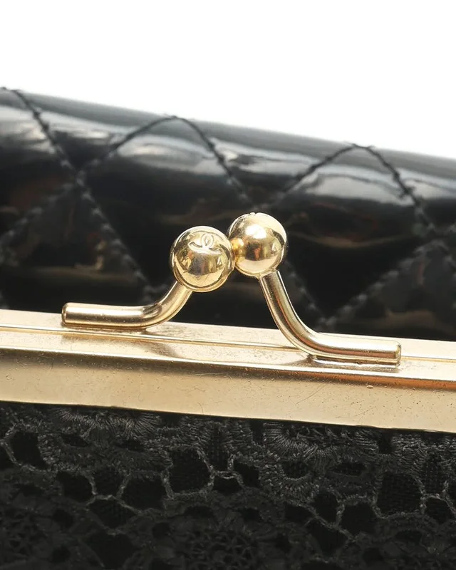 Chanel Patent Leather and Lace Mini Kiss Lock Double Sided Bag in Patent leather from A Retro Tale, photo 9 of 15