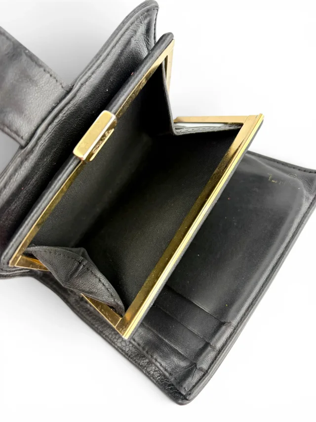 Chanel Vintage Black Caviar Timeless CC French Compact Wallet in Black Caviar leather from Season 2 Consign, photo 4 of 4