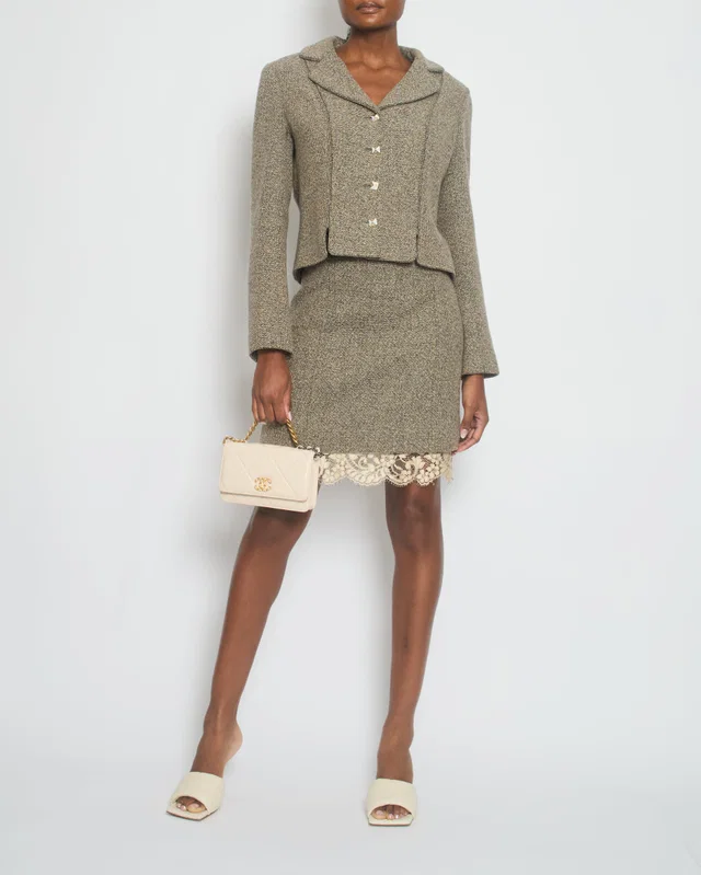 Chanel 03/A Cream, Brown Check Tweed Jacket with Matching Skirt Set Lace Trim Size FR 44 (UK 16) in Brown Tweed from Sellier