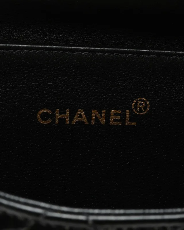 Chanel Classic Patent Medium Double Face Hobo Bag in Patent leather from A Retro Tale, photo 7 of 10