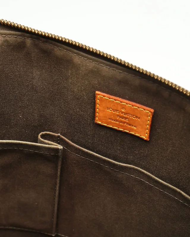 Louis Vuitton Vernis Bellevue GM Bag in Patent leather from A Retro Tale, photo 13 of 14