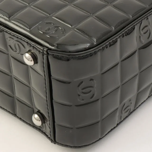 Chanel Circa 2001 Patent Chocolate Bar Handbag Black in Black Patent leather from VINTAGE QOO TOKYO, photo 9 of 11