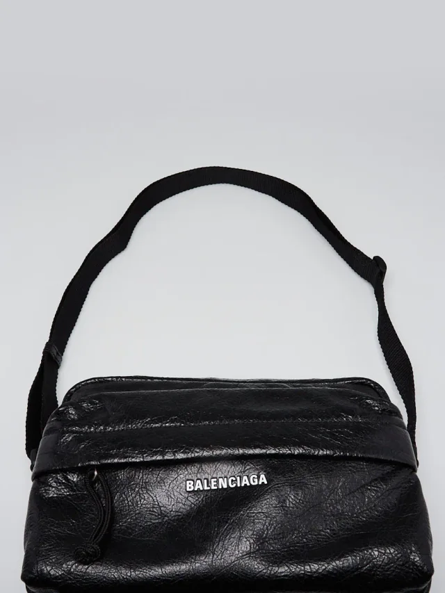 Balenciaga Textured Leather Explorer Camera Crossbody Bag in Black Leather from Yoogis, photo 6 of 8
