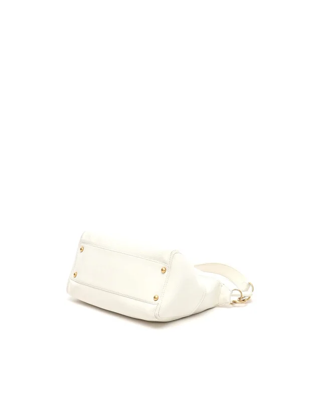 Chanel CC Caviar Hobo Bag in Caviar leather from A Retro Tale, photo 5 of 10