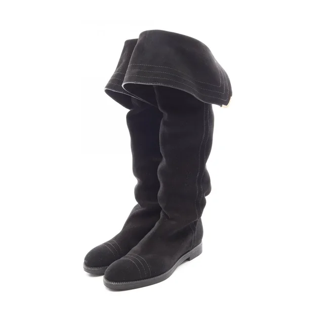 Louis Vuitton Boots Long Suede in Suede from The Reluxe