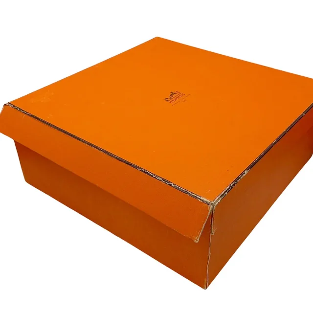 Hermès Kelly Sellier Black Box Calf Leather Size 32 in Black Box leather from GALLERY RARE, photo 18 of 21