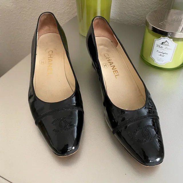 Chanel “Rare Vintage” in black Patent leather from Poshmark