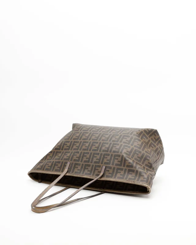 Fendi Zucca Roll Tote Bag in Coated canvas from A Retro Tale, photo 4 of 9
