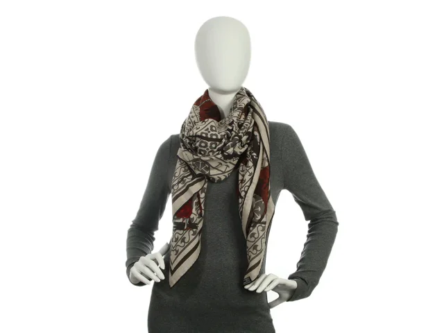 Hermès Imprimeur Fou Charabia Cashmere Silk Shawl 140cm in Silk from Ann's Fabulous Finds, photo 4 of 5