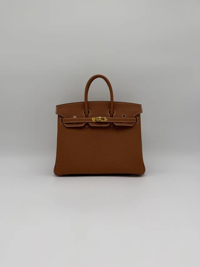 Hermès Birkin 25 Gold Togo Gold Hardware in Gold Togo leather from Luxury Promise, photo 2 of 11