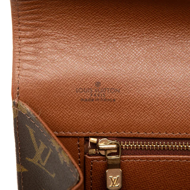 Brown Louis Vuitton Monogram Pochette Dame GM Clutch Bag in Brown Coated canvas from Designer Revival, photo 2 of 2