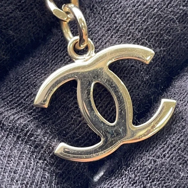 Chanel Heart Necklace PinkABG221 B21625 Metal Costume Pearl Resin in Resin from GALLERY RARE, photo 7 of 10