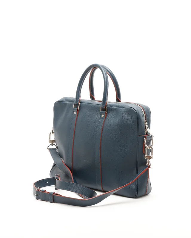 Louis Vuitton Taiga Porte-Documents Voyage PM Business Bag in Leather from A Retro Tale, photo 3 of 11