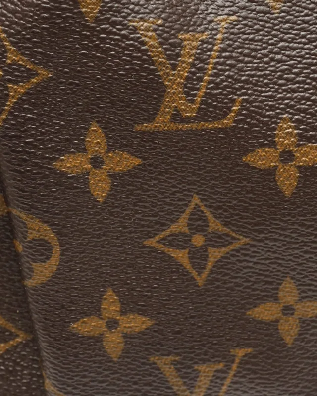 Louis Vuitton Monogram Stephen Weekend Bag in Coated canvas from A Retro Tale, photo 6 of 16