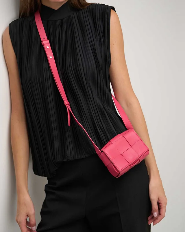 Bottega Veneta Cassette Micro Lamb Pink in Pink Lambskin from SACLÀB, photo 2 of 10