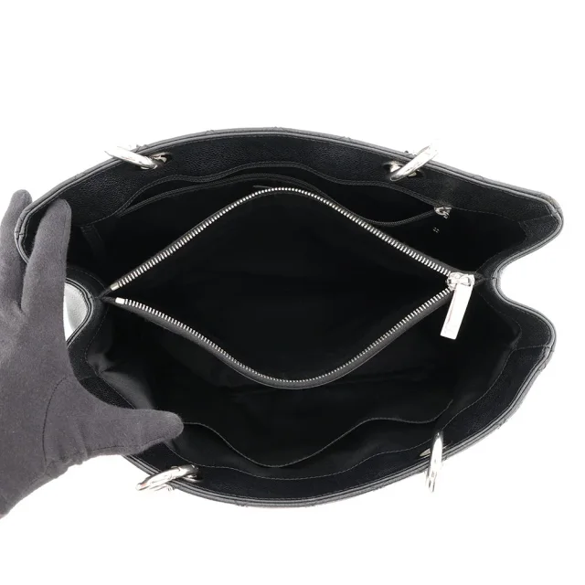 Chanel GST Chain Tote BlackA50995 Caviar Leather in Caviar leather from GALLERY RARE, photo 5 of 16
