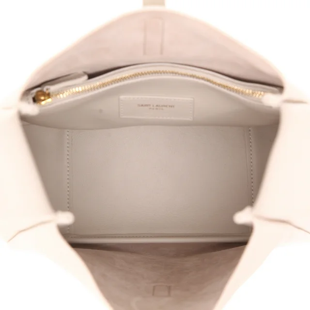 Saint Laurent ‘5 à 7’ small handbag in white leather in White Leather from Collector Square, photo 5 of 5