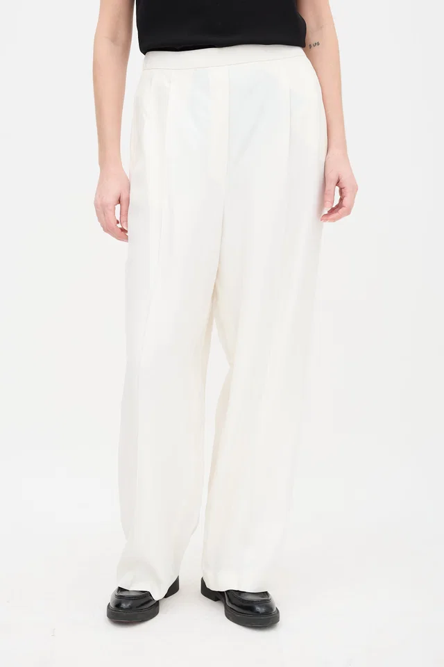 The Row Elasticized Waist Trouser from VSP Consignment