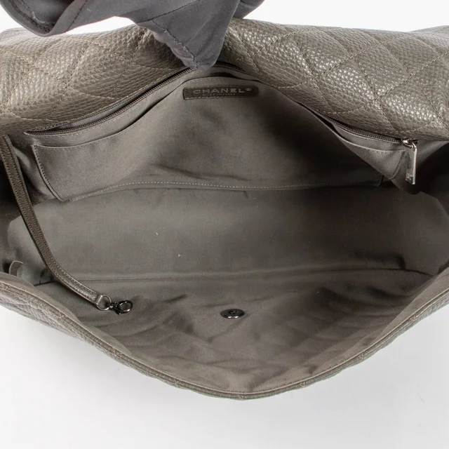 Chanel Khaki Calfskin XXL Flap Bag in Green Calfskin from Labellov, photo 3 of 9