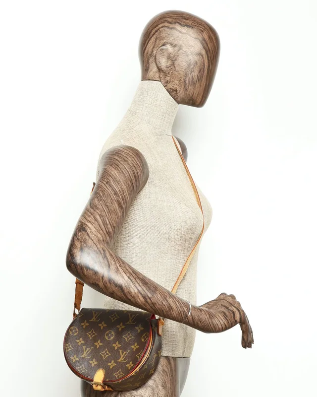 Louis Vuitton Monogram Tambourine Shoulder Bag in Canvas from A Retro Tale, photo 8 of 8