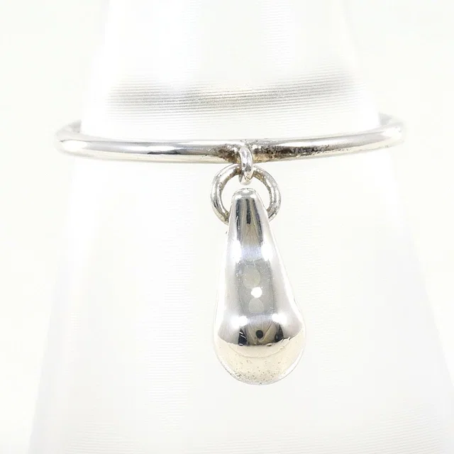 Tiffany & Co. Teardrop 925 Sterling Silver Ring in Silver from The Reluxe