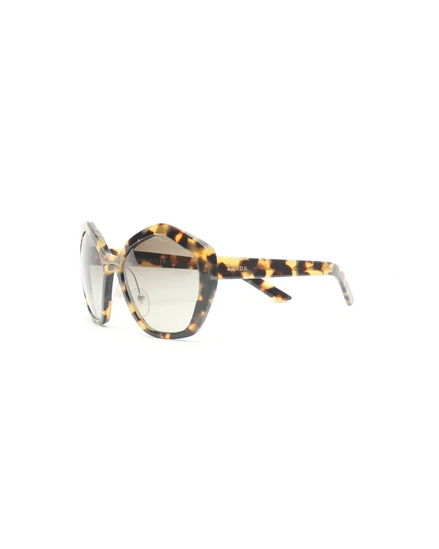 Prada Animal Prints from A Retro Tale, photo 2 of 5