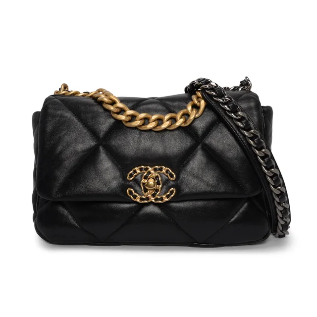 Medium Chanel 19 Flap Bag in Black Lambskin from Blue Spinach