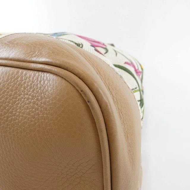 Gucci Flora Canvas Tote Bag in Multi Canvas from LuxUness, photo 2 of 6