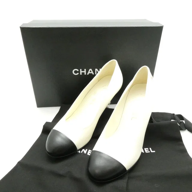 Chanel Pumps Heels Pearl Bicolor from The Reluxe