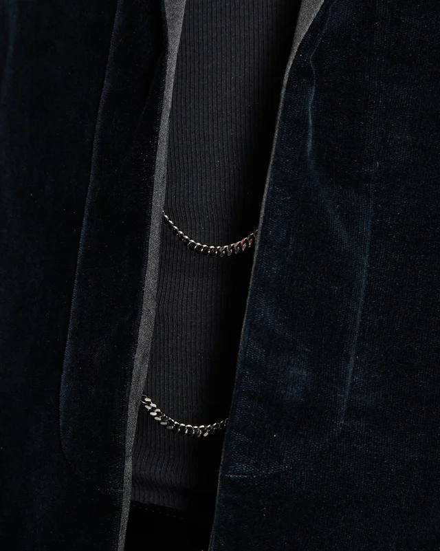Chanel Navy Velvet Smoking Jacket with Lapel Detail Size FR 42 (UK 14) in Navy Velvet from Sellier, photo 2 of 2