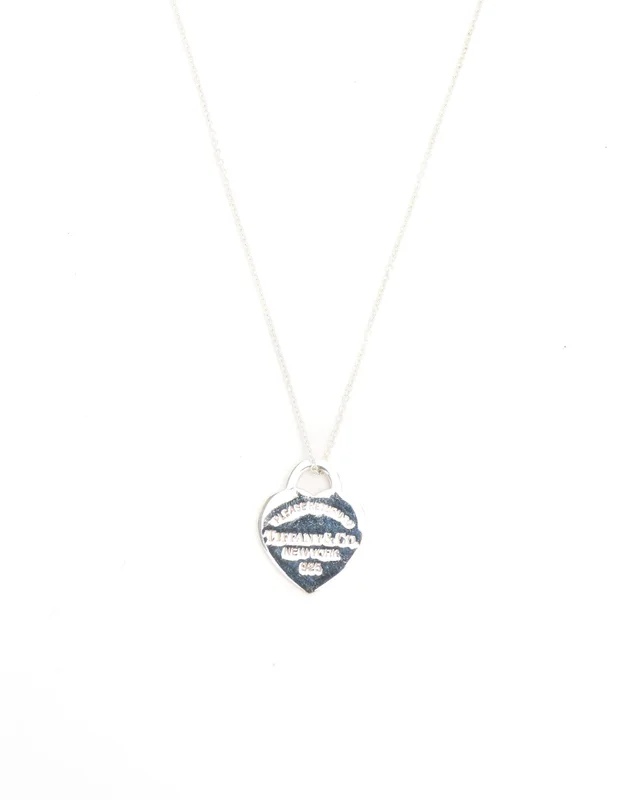 Return to Tiffany Necklace from A Retro Tale