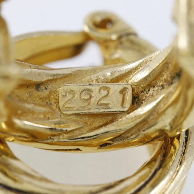 Chanel Coco Mark Earrings in Gold Gold-plated metal from LuxUness, photo 9 of 9