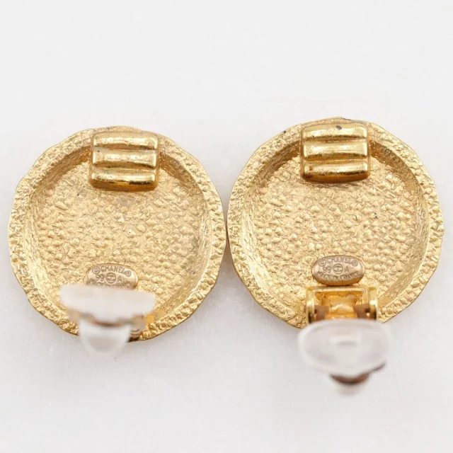Chanel Flower Motif Earrings in Gold Gold-plated metal from LuxUness, photo 5 of 6