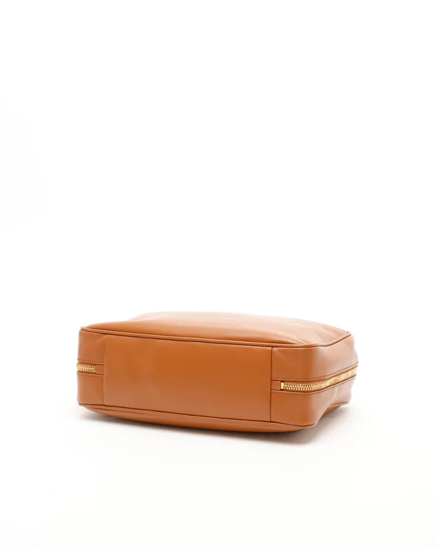 Miu Miu Large Beau Bag in Leather from A Retro Tale, photo 5 of 8
