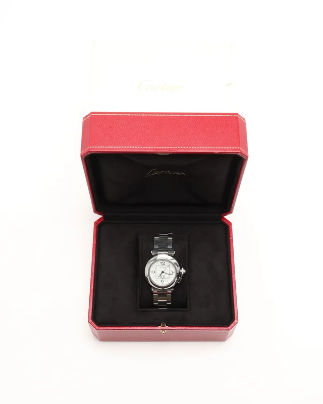 Cartier Pasha C Big Date 35mm ca 2010 Watch from A Retro Tale, photo 2 of 2