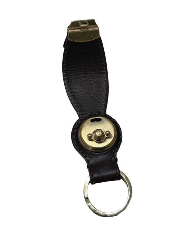 Fendi Key Ring Brown With Gold-Tone Hardware in Brown Leather from Oxfam Online Shop, photo 9 of 13